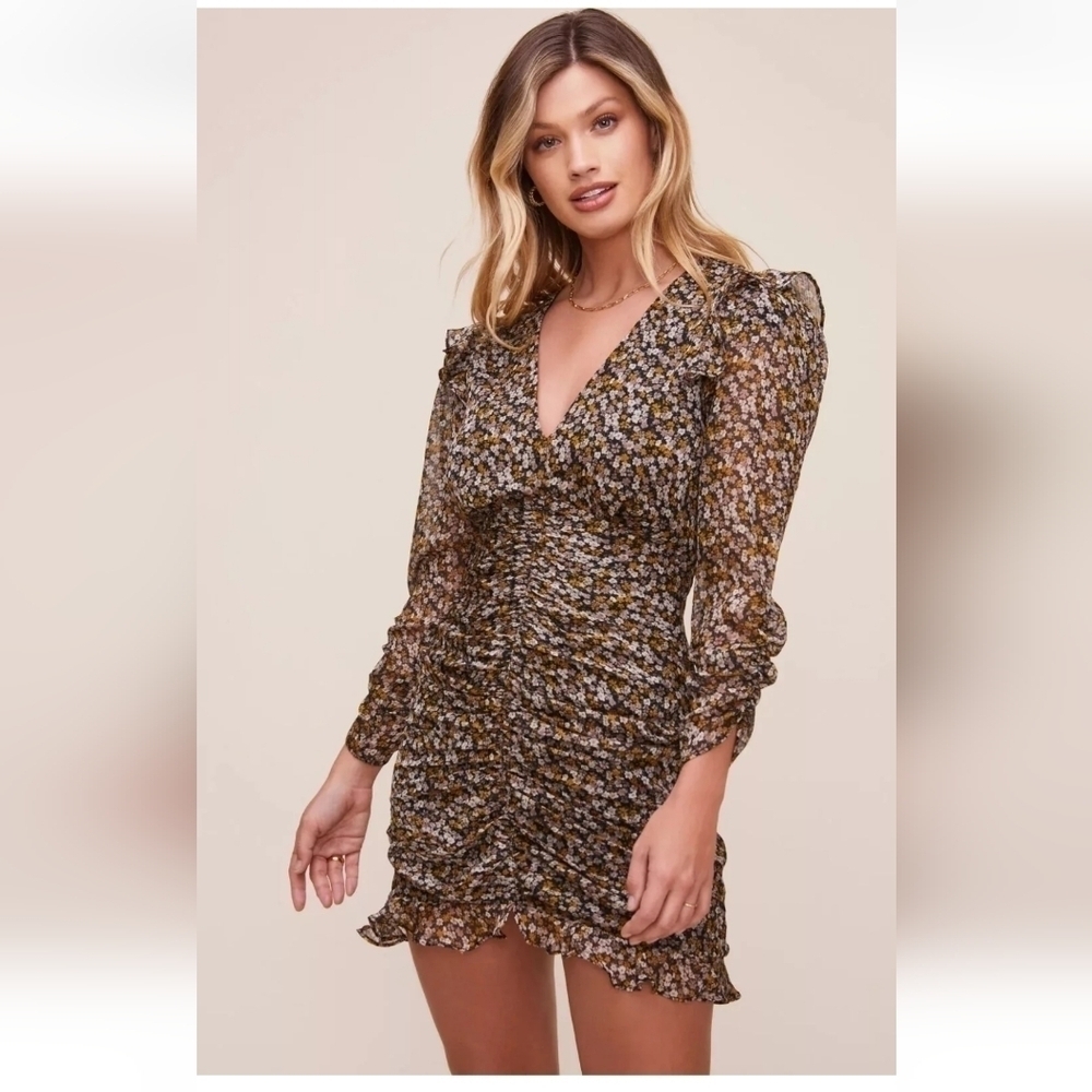 ASTR XS The Label Kimbra Dress Mini Ruched Floral Long Sleeve Ruffle V Neck
